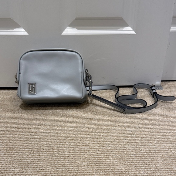 Marc Jacobs Mini Squeeze Gray Crossbody Bag - Picture 1 of 4